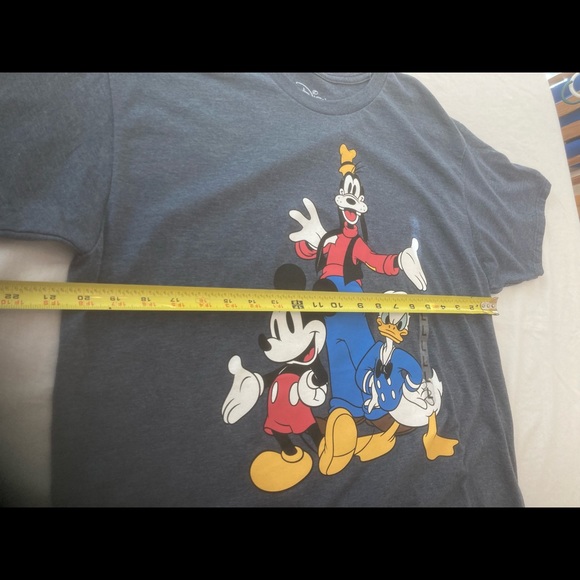 Disney goofy, Donald, and Mickey T-shirt men’s size large - Picture 6 of 6